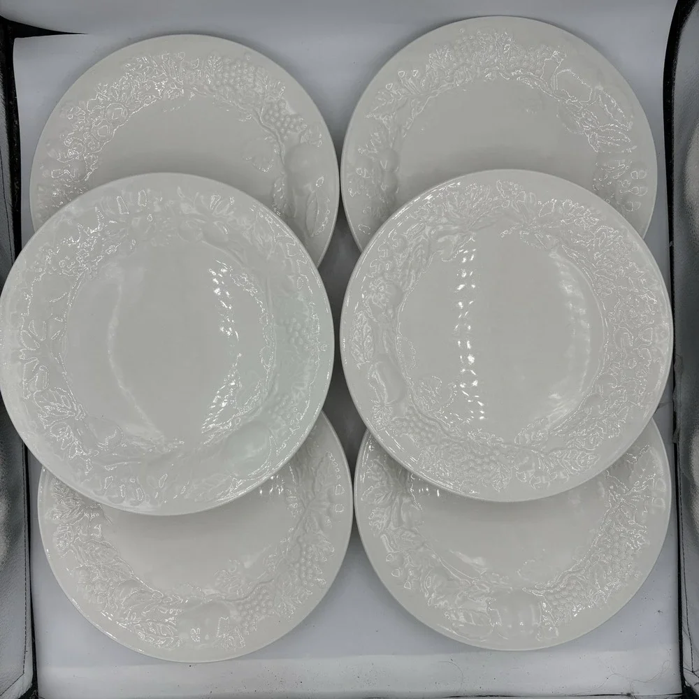 Gibson Dinner Plates Flourish White Embossed Fruit 10